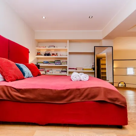 Lejlighed 3 Piani Con Jacuzzi Inclusa In Centro *