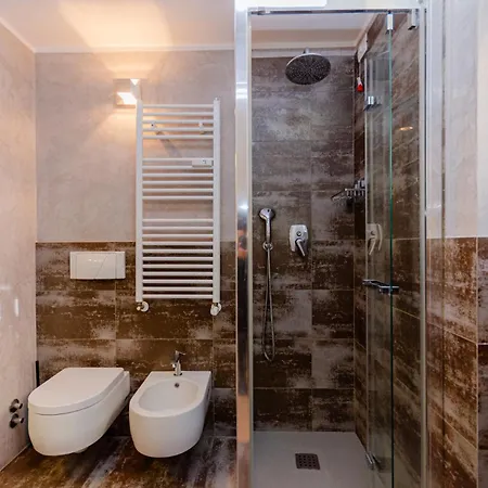 公寓 3 Piani Con Jacuzzi Inclusa In Centro 米兰