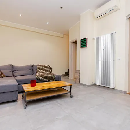 3 Piani Con Jacuzzi Inclusa In Centro Lejlighed *