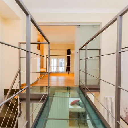Lejlighed 3 Piani Con Jacuzzi Inclusa In Centro Milano